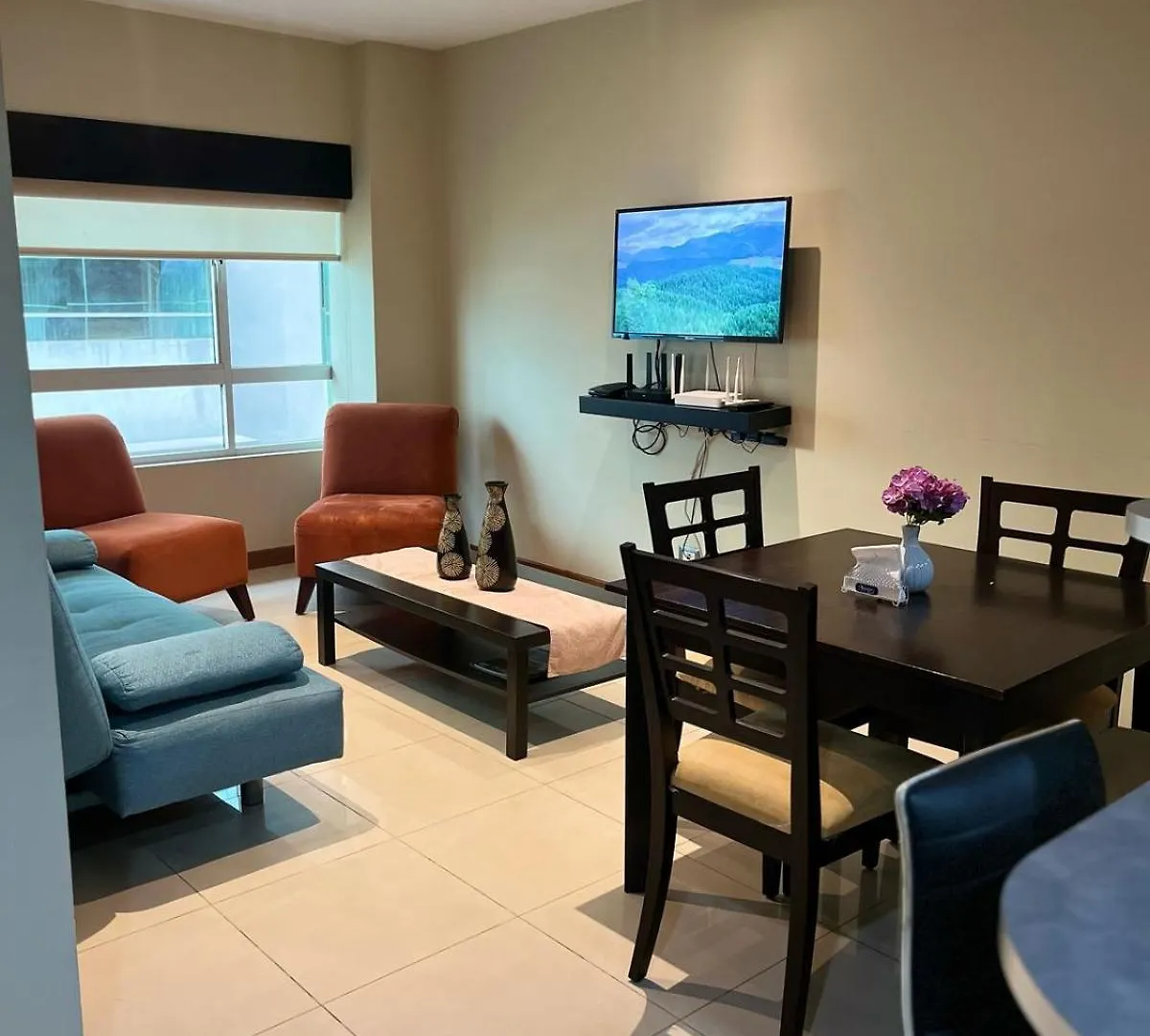 Suite Frente Al Mall Del Sol Guayaquil 0*,  Ekwador